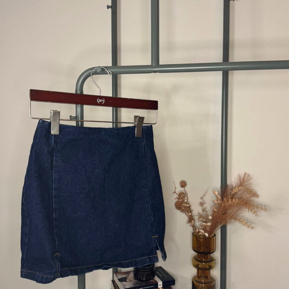 John Galt Jean Skirt - Picture 2 of 4